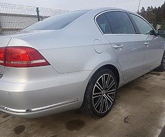 Volkswagen Passat - Image 3/10