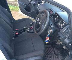 Astra 1.3 turbo diesel taxed and Nct - Image 10/10