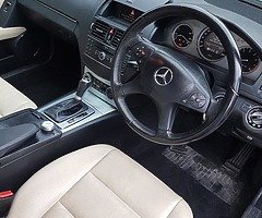 2009 Mercedes-Benz C-Class - Image 9/10