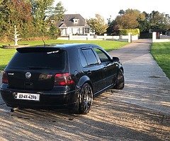 €1,600