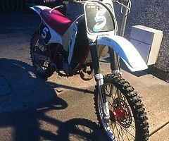 £1,000