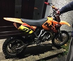£450