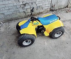 £300