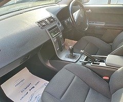 2010 - Image 8/10