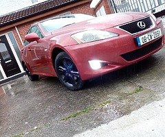 Lexus Is220d - Image 8/10
