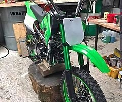 Mint Dirt bike - Image 3/4