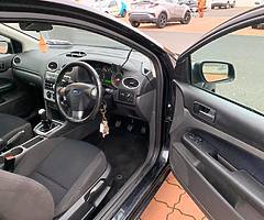 07 FORD FOCUS ZETEC 1.6L MINT 3DR - Image 7/10