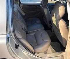 2003 VOLVO XC70 2.4 Automatic 4 wheel drive taxed 10/2020 - Image 5/5