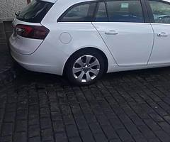 Vauxhall insignia estate 2014