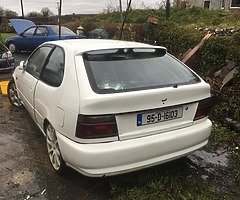 Toyota Corolla - Image 5/5