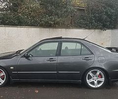 £1,600