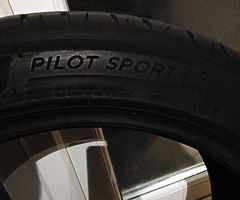 225/45R17 Michelin pilot sport 4 one tyre only