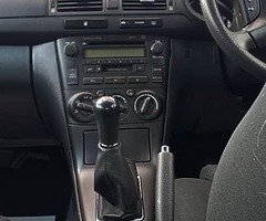 06 Toyota Avensis, Manual, 1.6 - Image 4/10