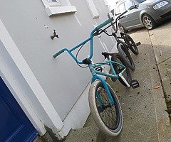 £100 - Image 6/6