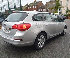 2015 vauxhall astra 1.6 diesel ecoflex design ss estate - Image 5/9