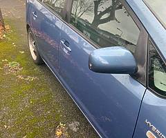 Toyota Prius - Image 5/10