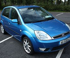Ford Fiesta 2005, 5 door
