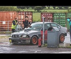 €3,000