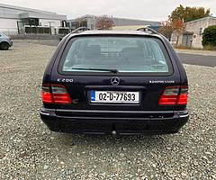 2002 mercedes E-Class - Image 5/10