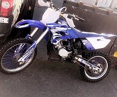 €1,200