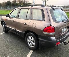 Hyundai Santa Fe Automatic 4x4 Diesel - Image 3/9