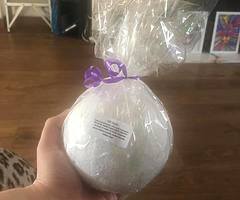 £8