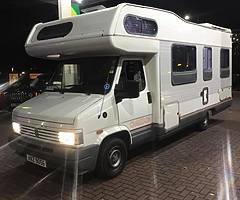 £3,000
