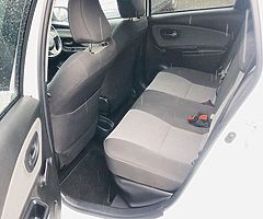 2016 Toyota Yaris Finance this car from €49 P/W - Image 6/10