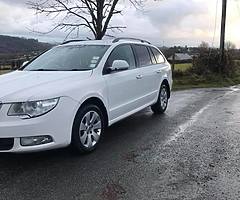 2011 Skoda Superb Estate Nct and Tax - Image 4/10