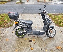 Electric Moped - Image 3/4