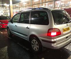 £500