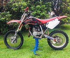 £1,100
