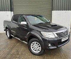 TOYOTA HILUX INVINCIBLE 3.0D4D * AUTO * NEW CVRT *