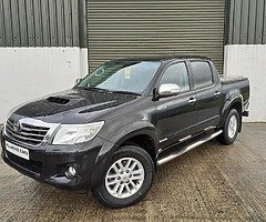 TOYOTA HILUX INVINCIBLE 3.0D4D * AUTO * NEW CVRT *