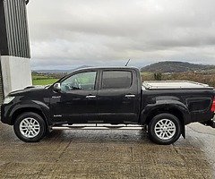TOYOTA HILUX INVINCIBLE 3.0D4D * AUTO * NEW CVRT * - Image 4/9