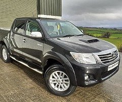 TOYOTA HILUX INVINCIBLE 3.0D4D * AUTO * NEW CVRT * - Image 7/9