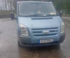 Ford transit 2007.