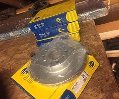 Break discs to suit mk6 golf front and rear