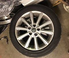 16" Ford Original Alloys and Tyres - Image 5/6