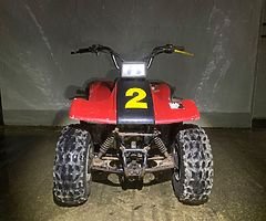 €975