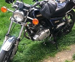 Moto Suzuki GN 125 cc