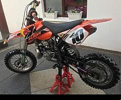 £700