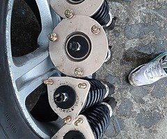 €650