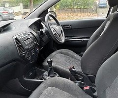 Hyundai i20 - Image 7/7