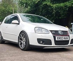 £9,999