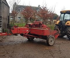 £400