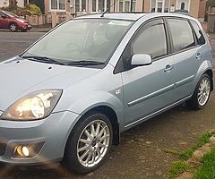 Ford fiesta 1.25cc zetec/petrol/manual - Image 3/10