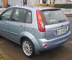 Ford fiesta 1.25cc zetec/petrol/manual - Image 10/10