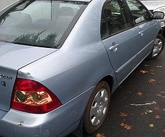 Toyota corolla - Image 4/5