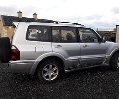 2004 shogun. 3.2 auto - Image 3/7